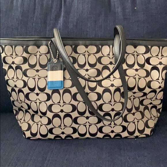 COACH WEEKEND LARGE TOTE - Picture 4 of 8